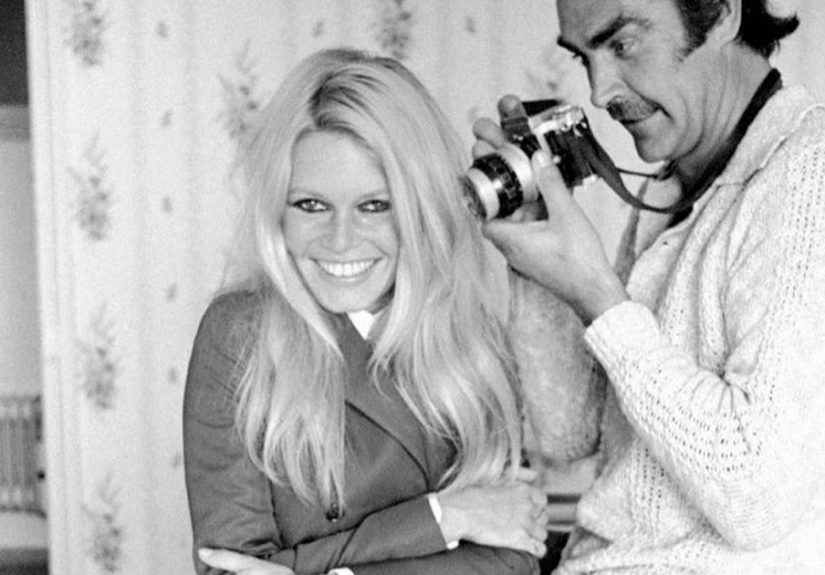 30 Of The Best Vintage Shots Of Hollywood Stars, As Shared By This Instagram Account