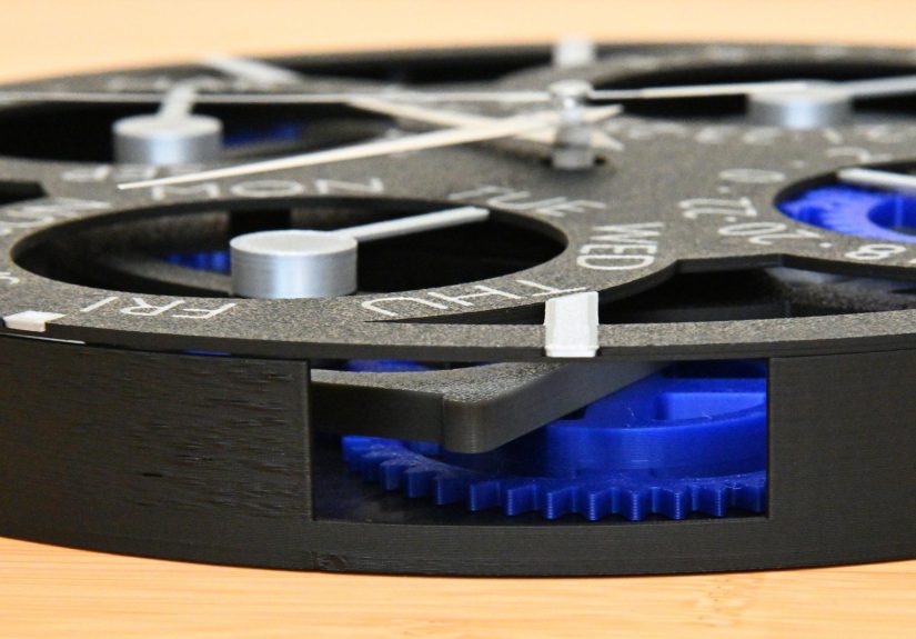 Printed Perpetual Calendar Clock Contains Clever Cams