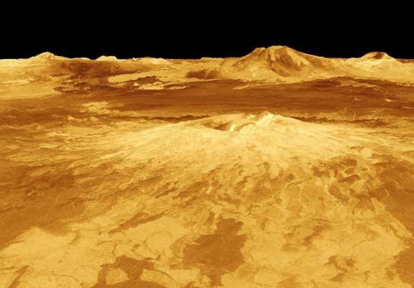 Volcanoes on Venus