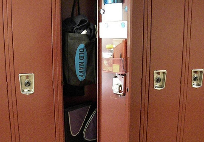 #268 Getting a good locker in high school - 1000 Awesome Things