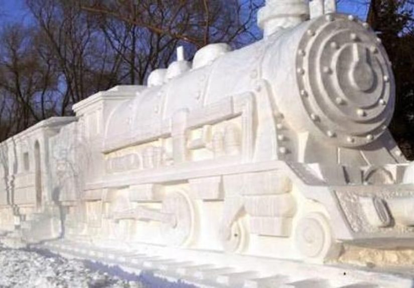 37 Snow Sculptures & Art That Will Blow Your Mind