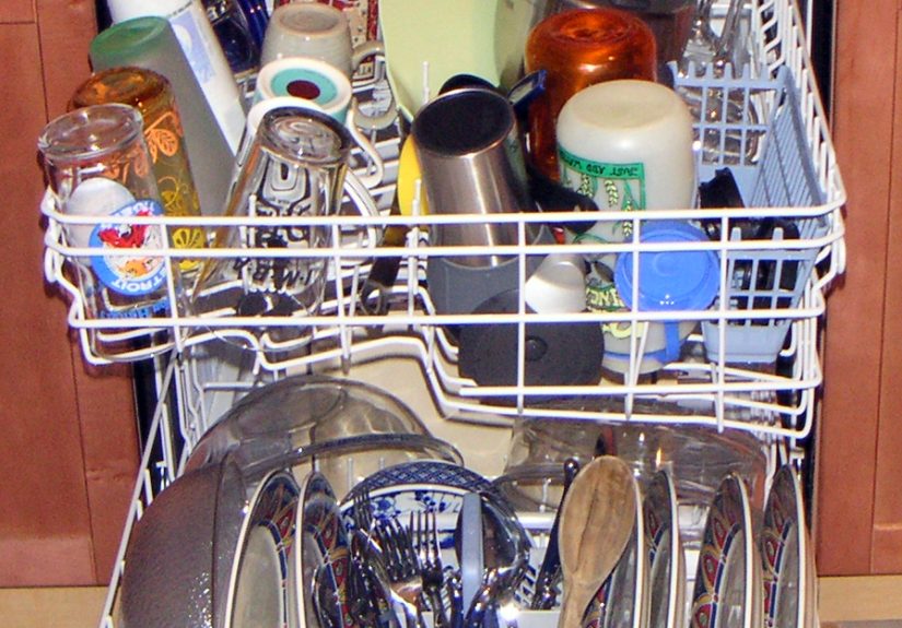 #665 Fitting every last thing in the dishwasher - 1000 Awesome Things