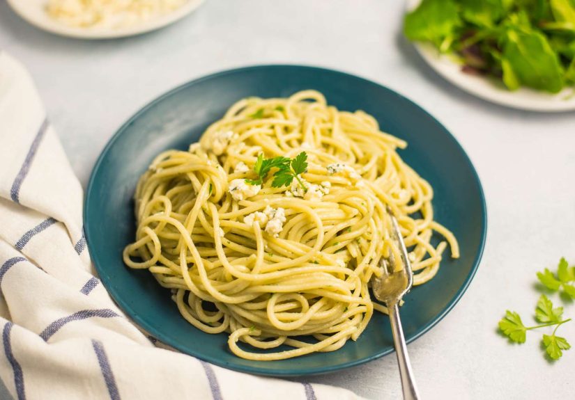 Easy Blue Cheese Sauce Pasta Recipe
