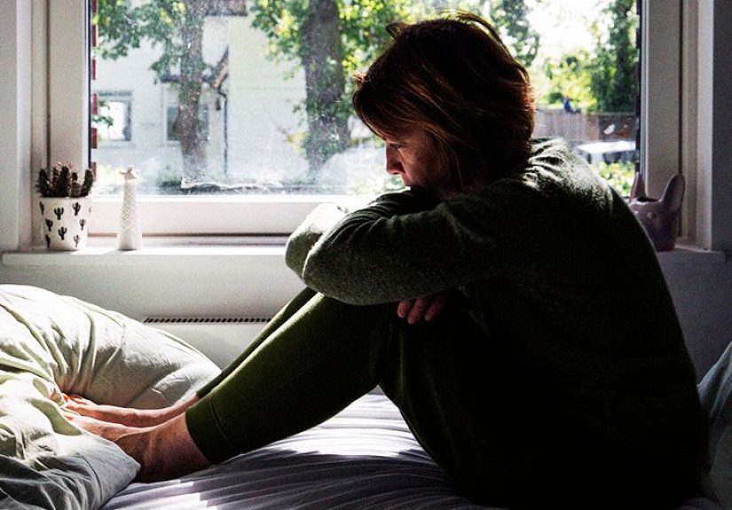 Heart attack in women: 8 symptoms and risk factors