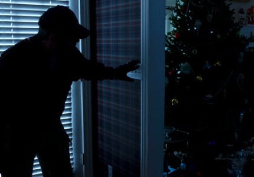 Holiday Home Security Dos and Don'ts to Keep Your Home Safe