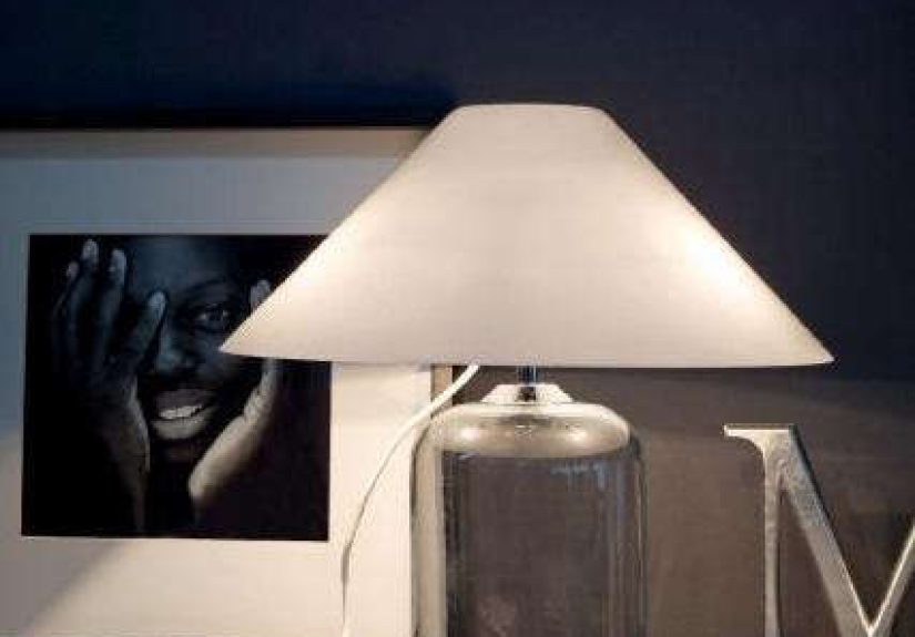 Lighting: Alega Table Lamp