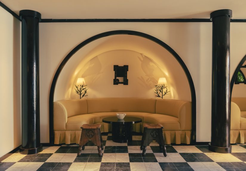 Old-World French Summer: Hôtel La Ponche in Saint-Tropez