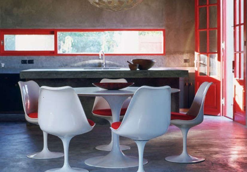 Simply Red: A Vacation House in Uruguay