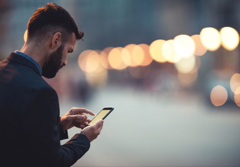 Why You Shouldn’t Buy a New iPhone Now