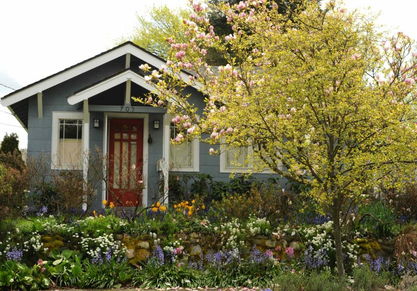 6 Things That Are Making Your Home Look Neglected, Real Estate Pros Say