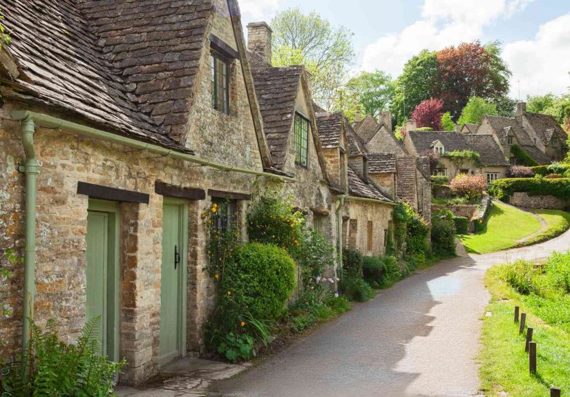 How to Infuse Your Home With Cotswold Cottage Charm