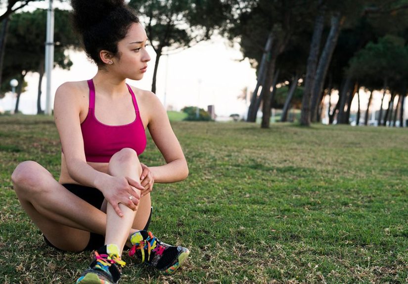 Sudden Knee Pain: Possible Causes, Symptoms, and Treatment