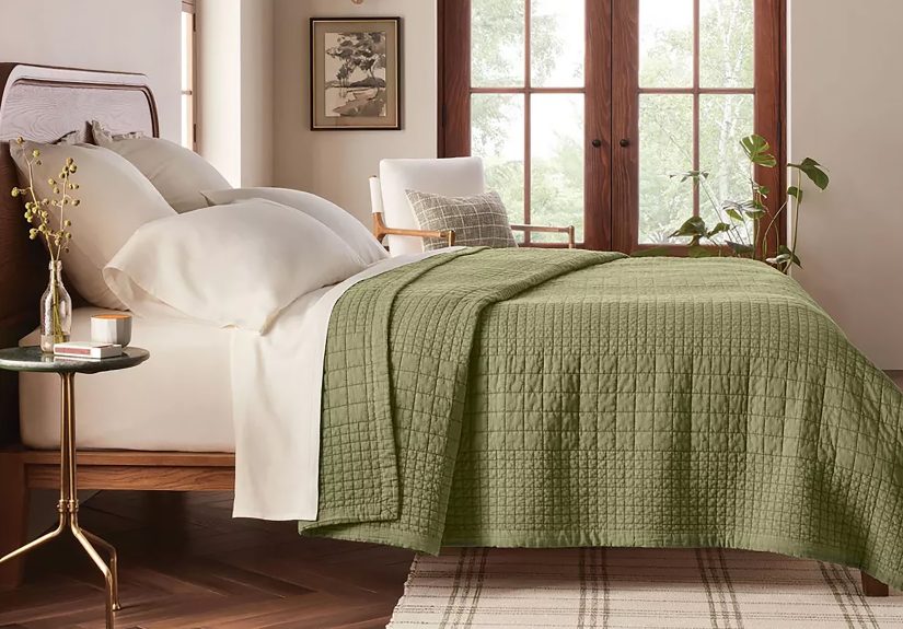 The 10 Best Target Fall Quilts Starting at $18