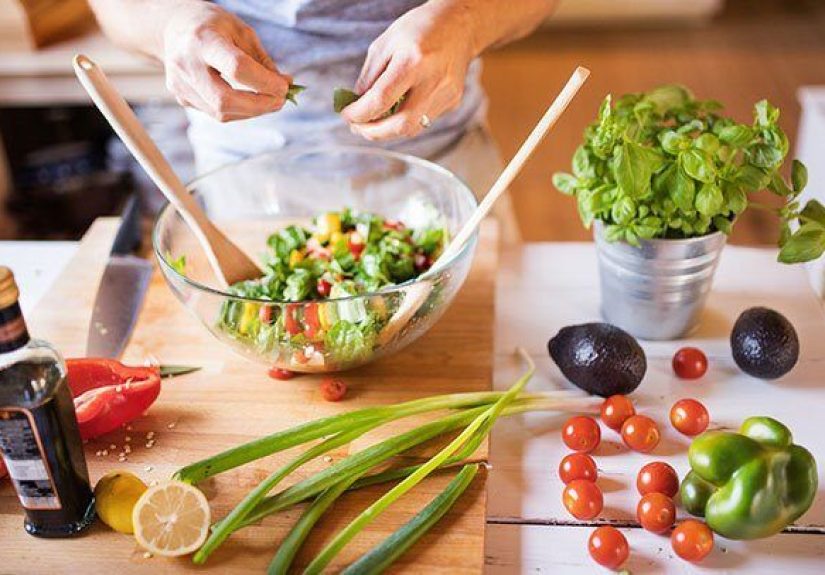 What Should You Eat While Fighting Cancer?